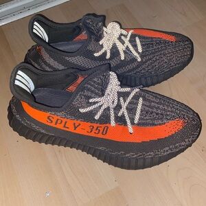 Yeezy Boost 350 V2 Size 8 EUC